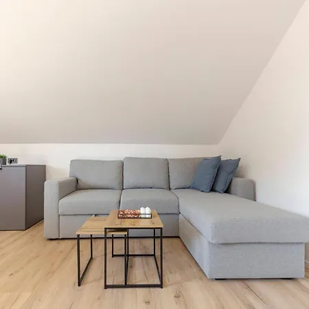 Appartamento Yellow And *