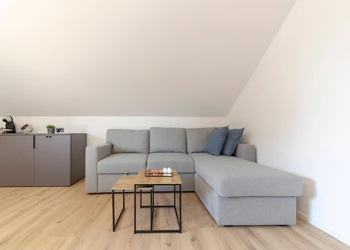 Appartamento Yellow And *